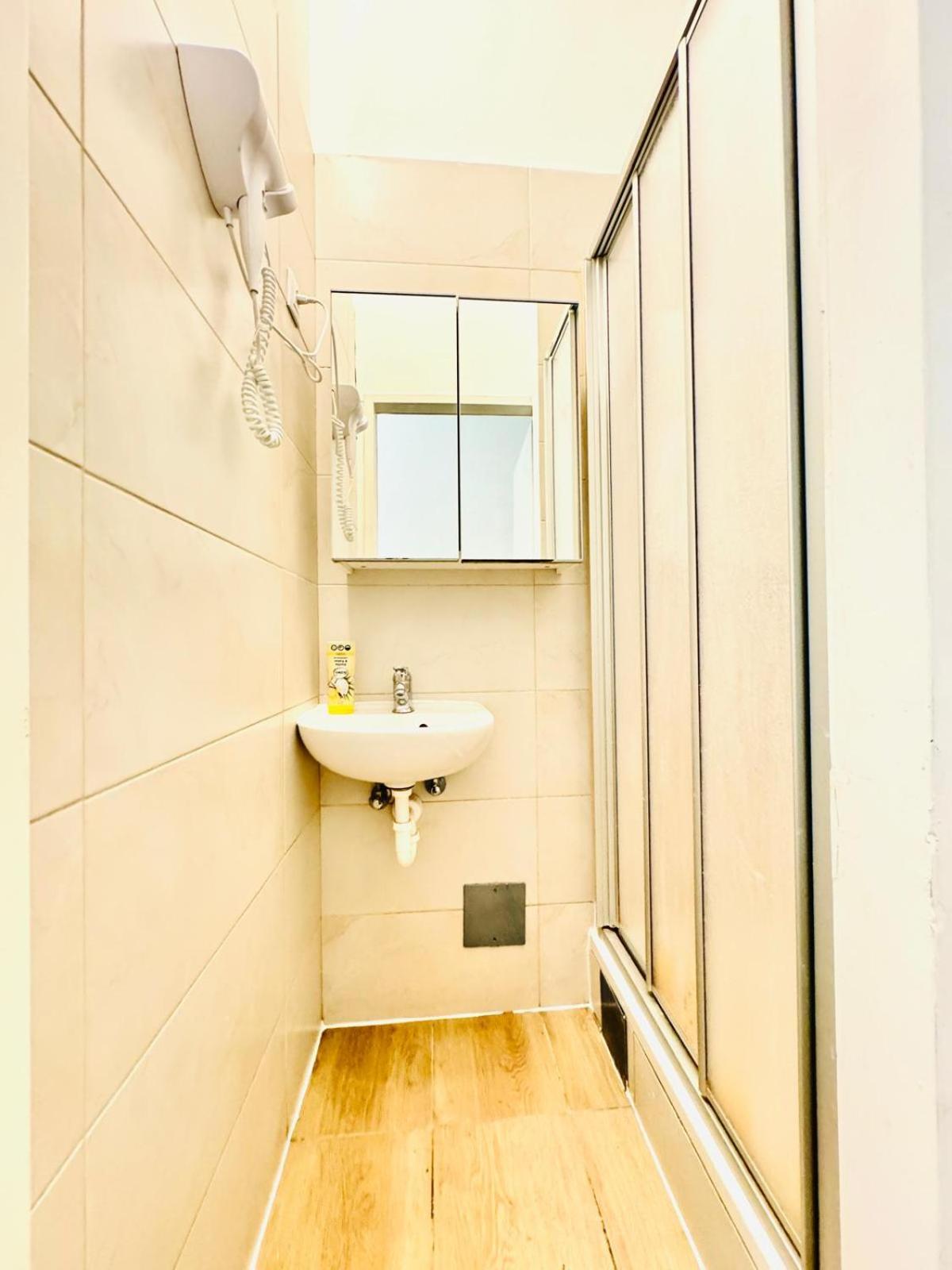 4br For 8p, 10min To Fac Platz Apartamento Viena